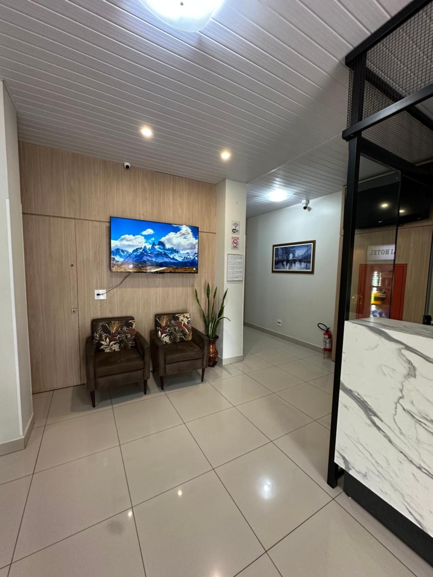 Rai Hotel - Proximo A Prefeitura Cascavel  Buitenkant foto